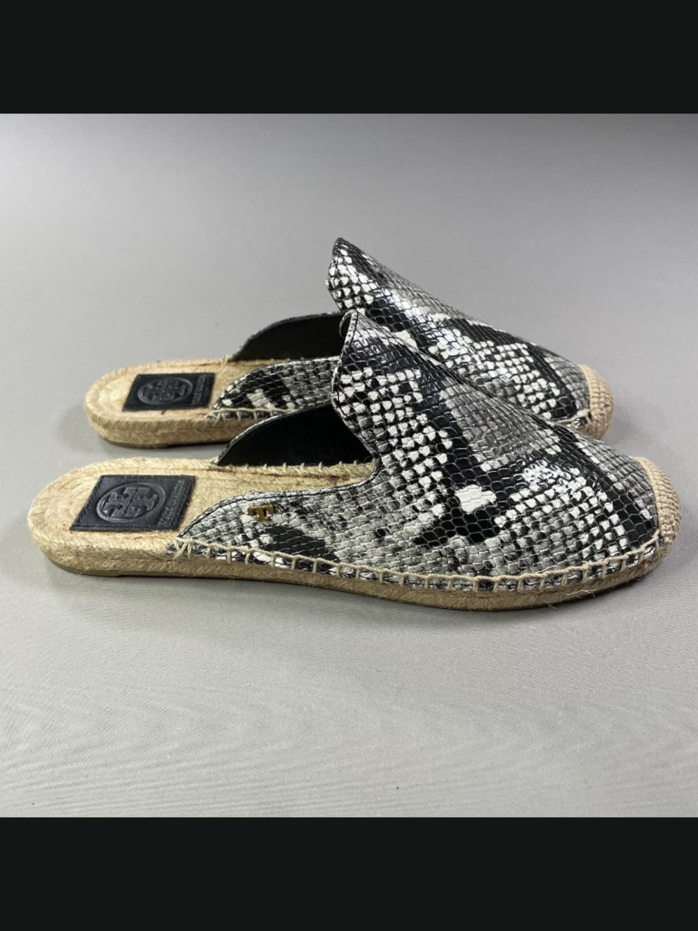 NEW Tory Burch Shoes Womens 8 black gray brown snake leather jute mule loafer - Picture 2 of 12